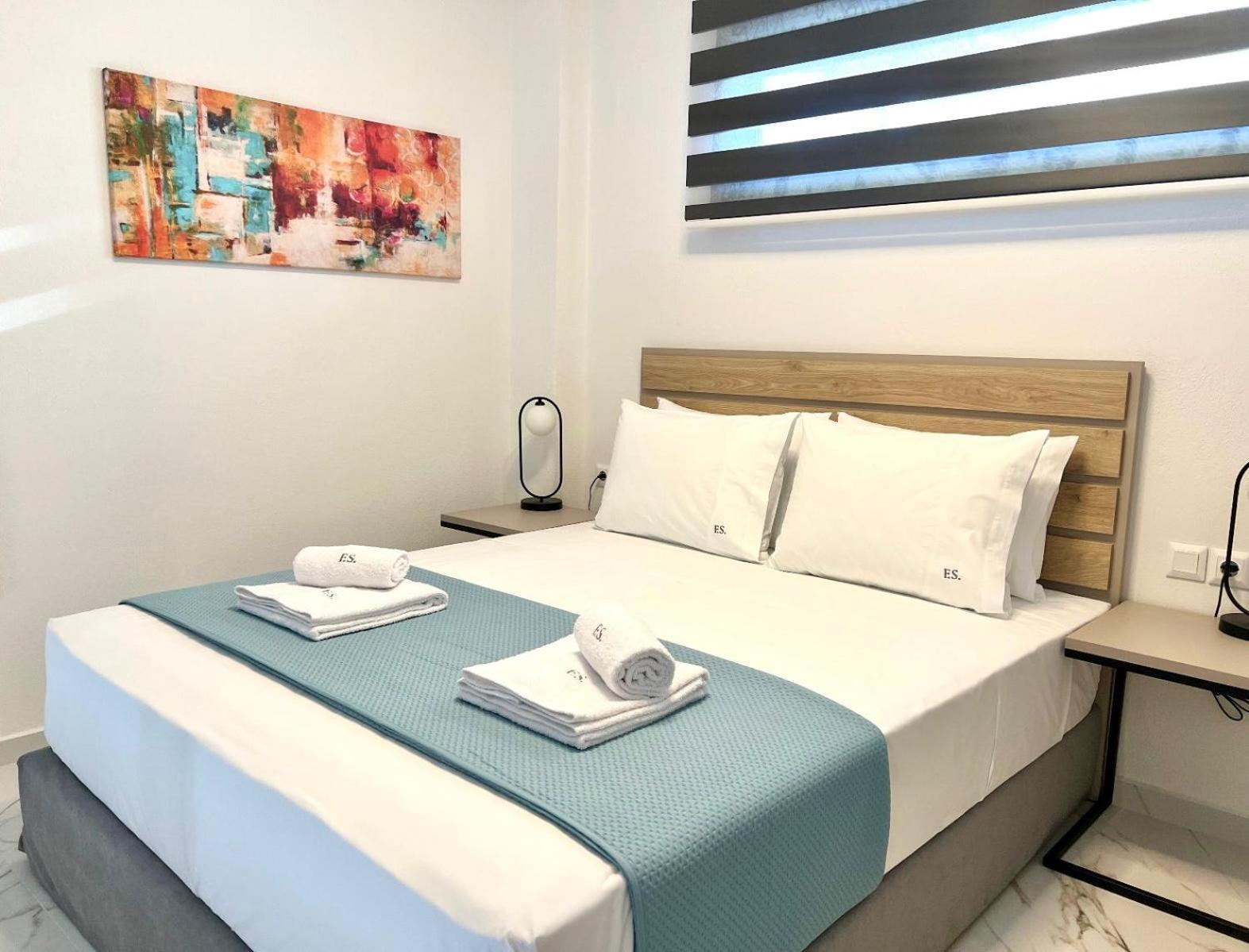 Four Shades Luxury Suites Sarti Buitenkant foto
