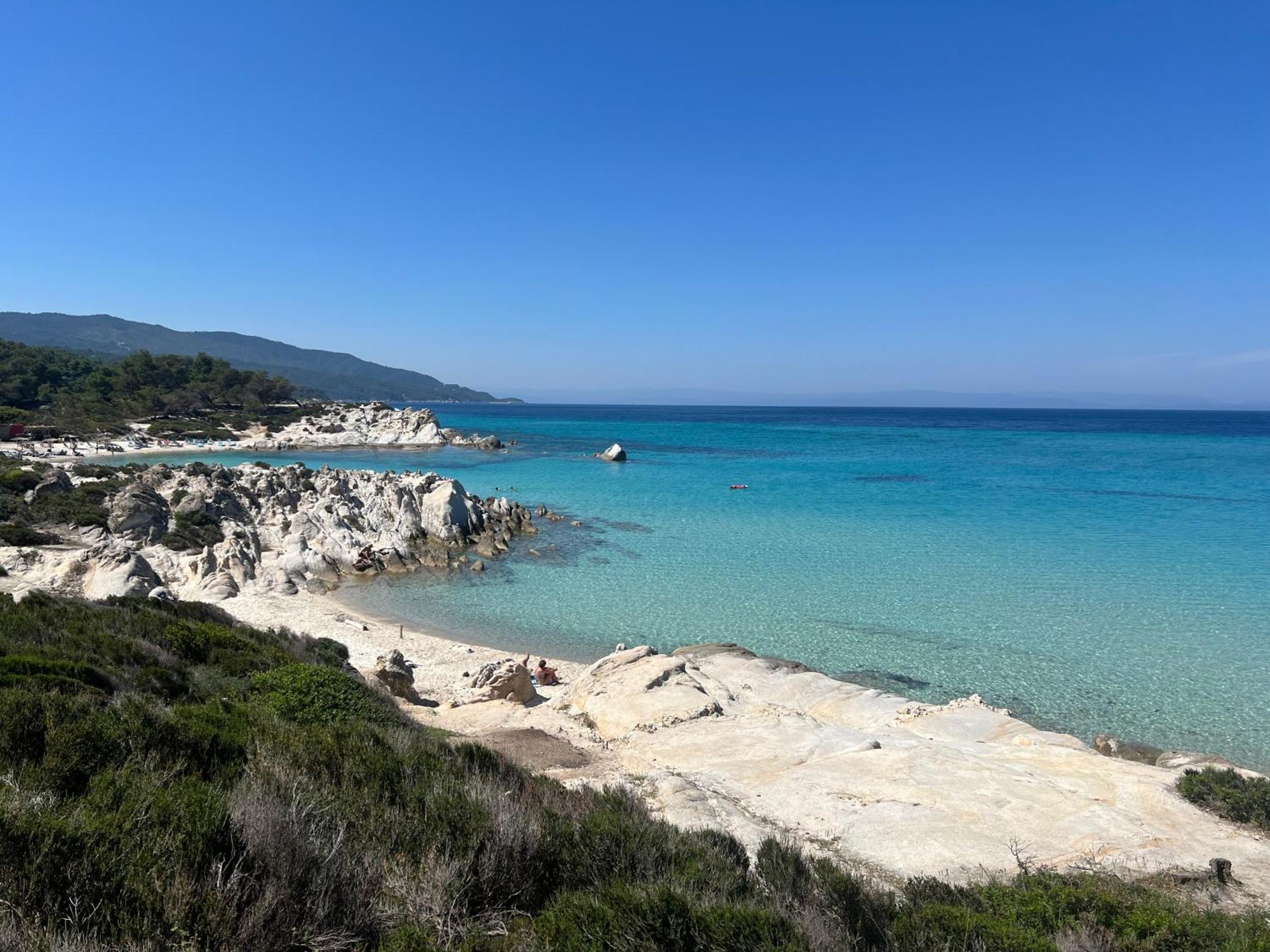 Four Shades Luxury Suites Sarti Buitenkant foto
