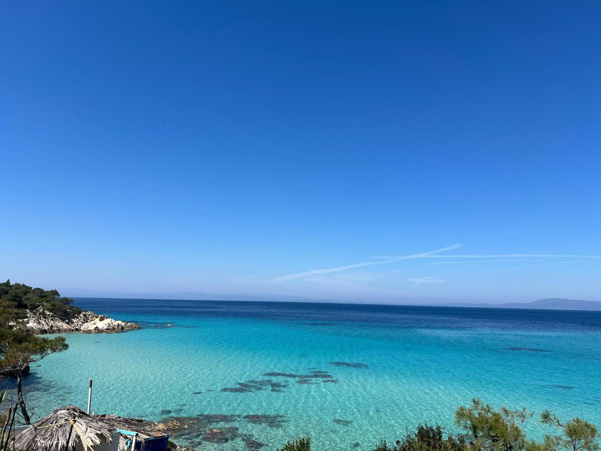 Four Shades Luxury Suites Sarti Buitenkant foto