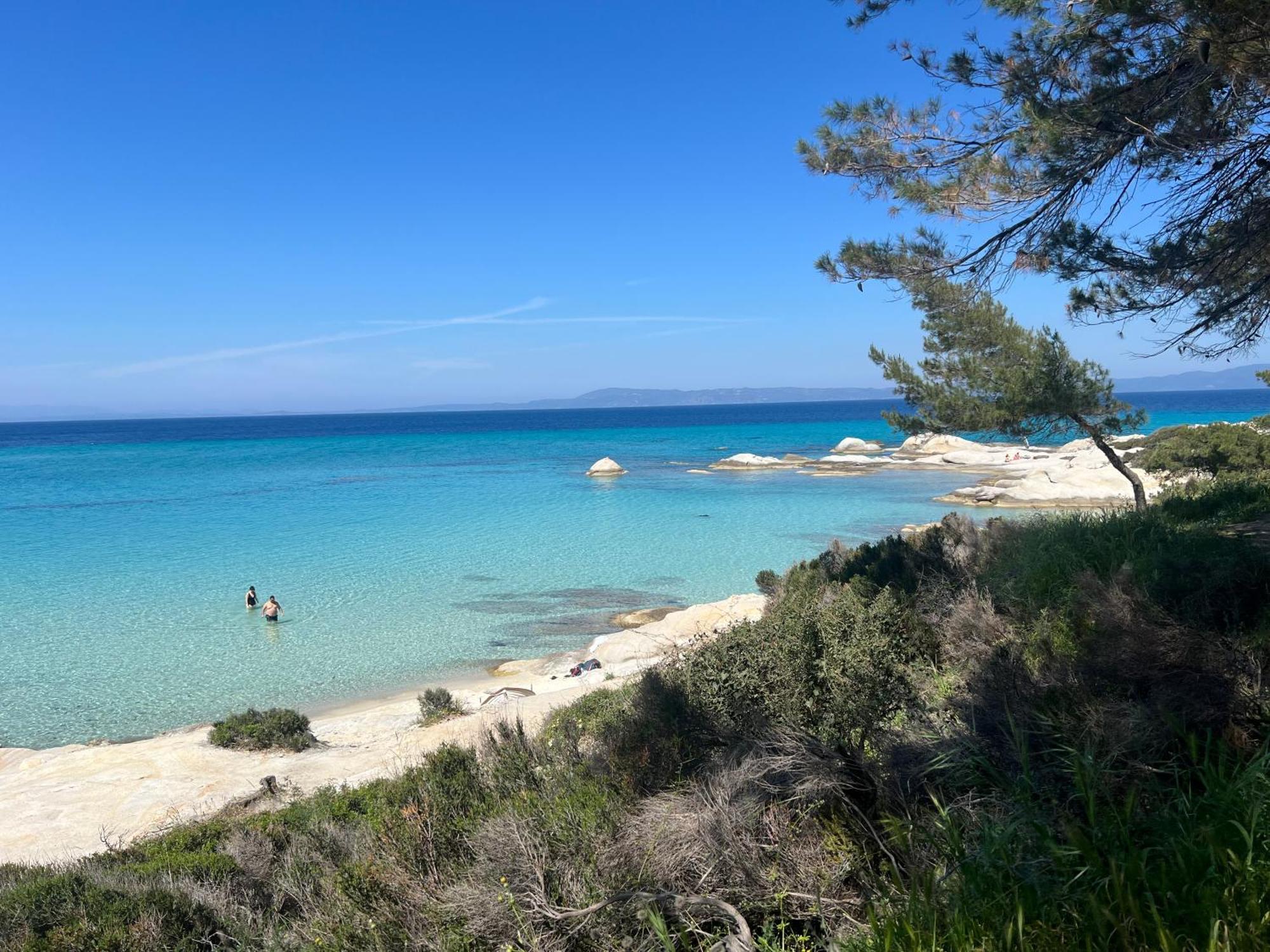 Four Shades Luxury Suites Sarti Buitenkant foto